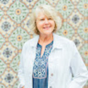 Meet your Posher, Carolyn